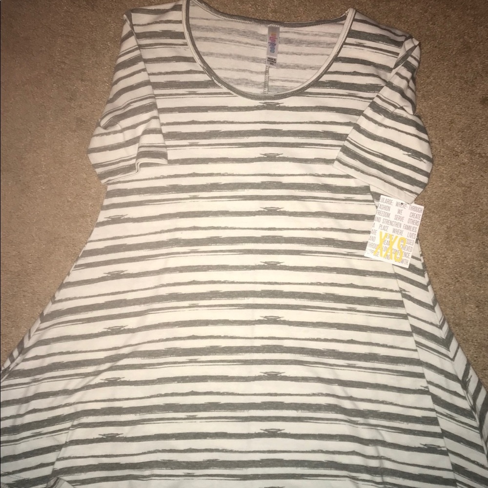 NWT LulaRoe Perfect T
